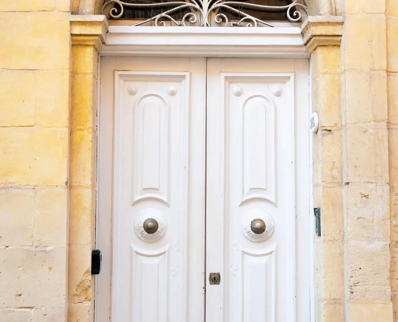 Vakantiehuis Holiday Memories At Sliema Townhouse